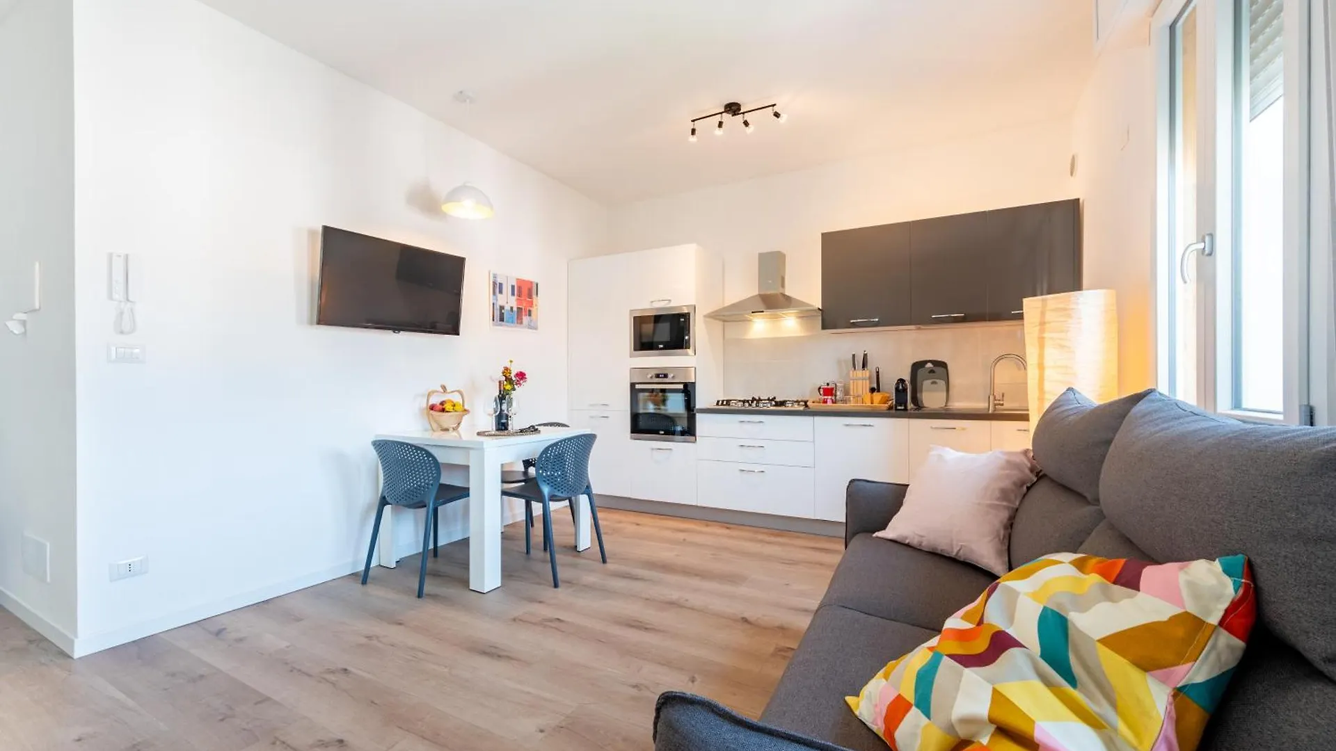 Chic Parma Little Flat Near City Center 0*,  Italy